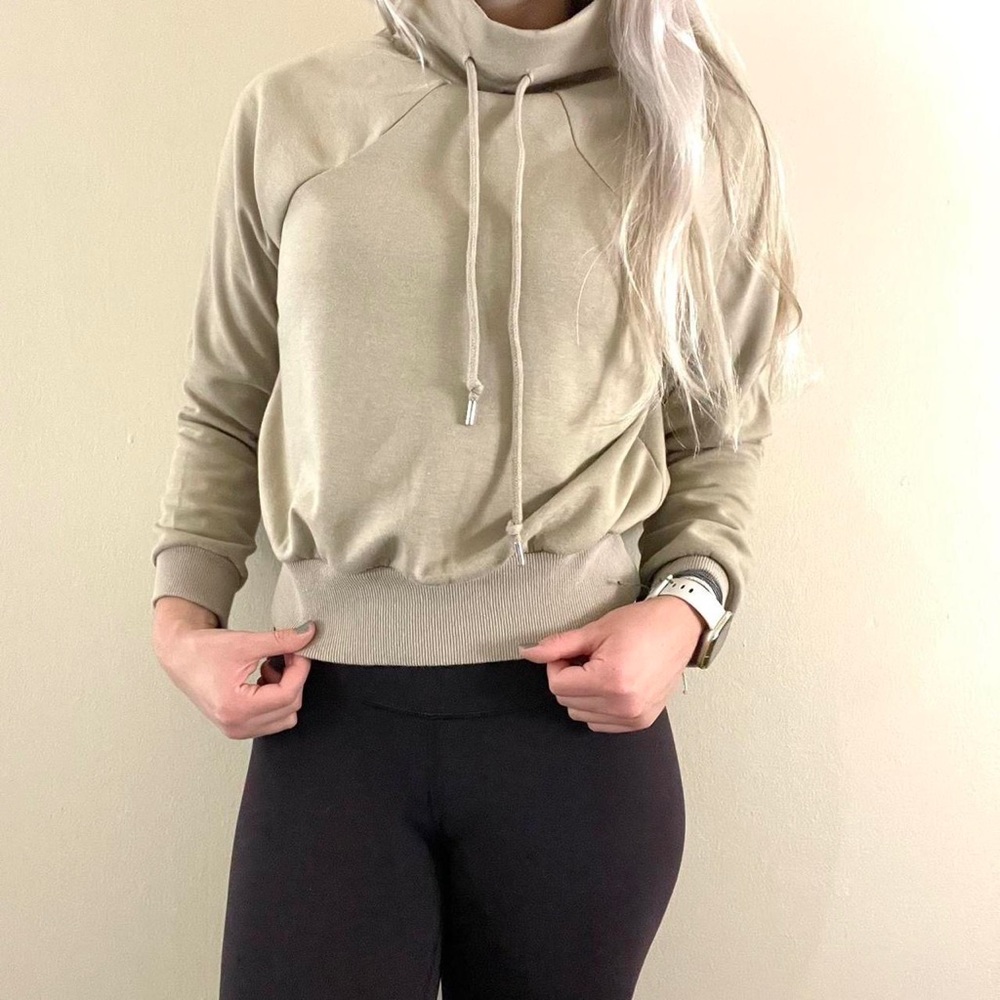 ECHT tan pullover